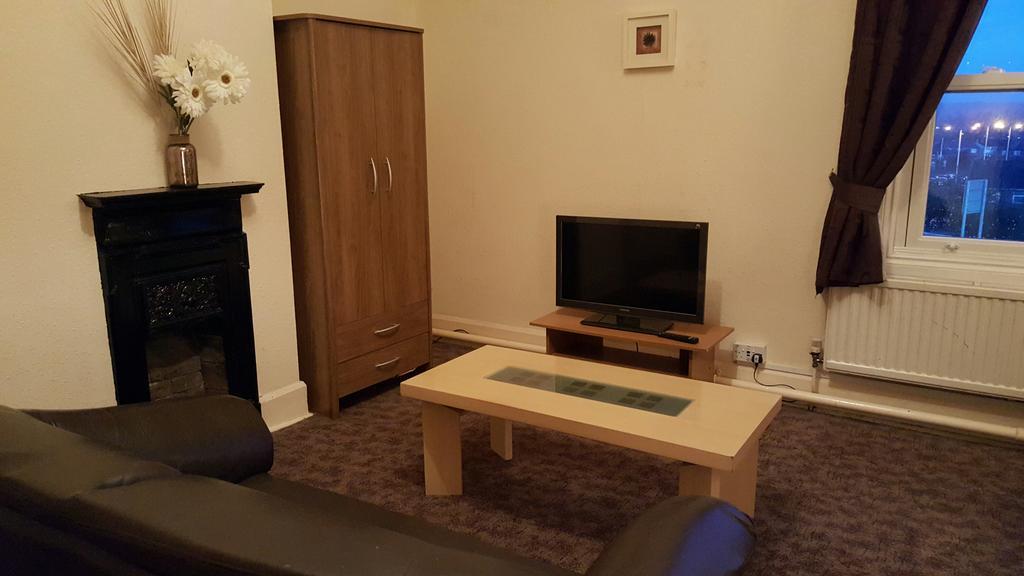 Station Hotel Hucknall エクステリア 写真