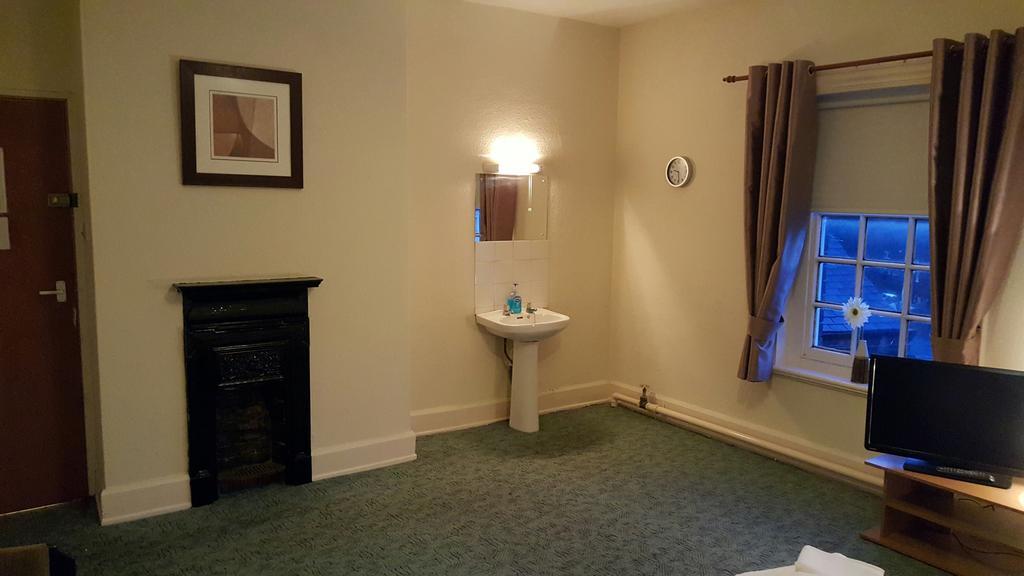 Station Hotel Hucknall エクステリア 写真
