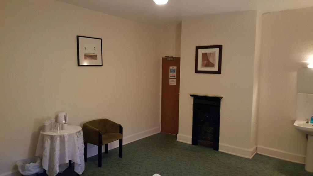 Station Hotel Hucknall エクステリア 写真