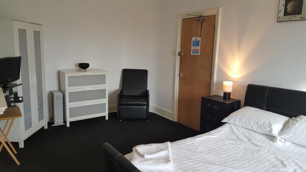 Station Hotel Hucknall エクステリア 写真