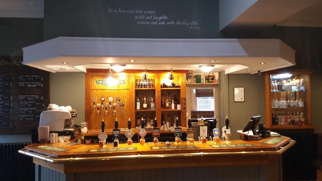 Station Hotel Hucknall エクステリア 写真