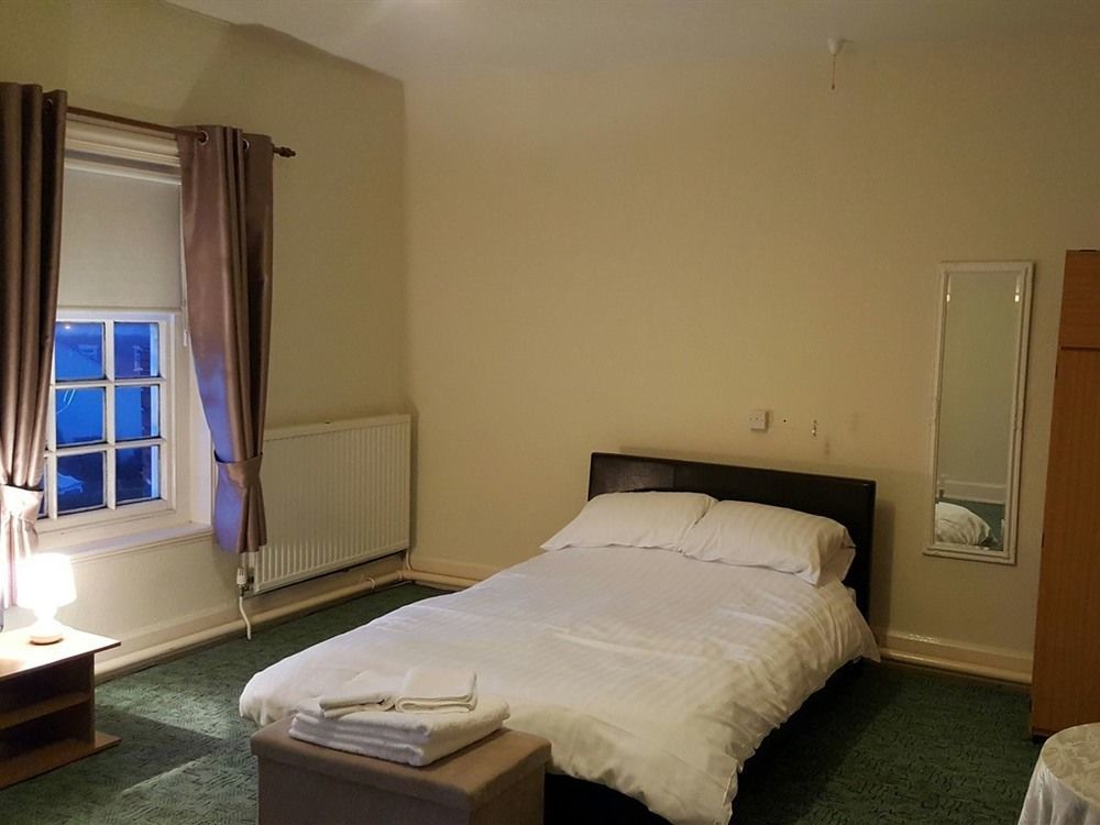 Station Hotel Hucknall エクステリア 写真
